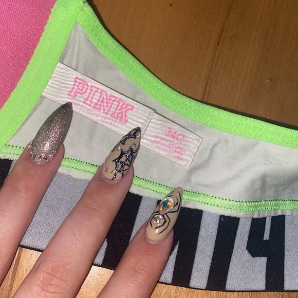 NWOT- VICTORIAS SECRET PINK RACERBACK FRONT CLASP CLOSURE BRA - SIZE 34C - Picture 5 of 6